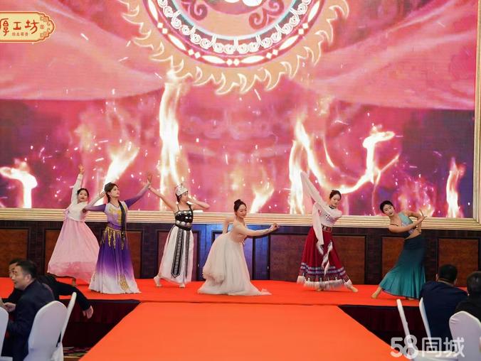 专业演艺服务，为您的庆典活动增光添彩