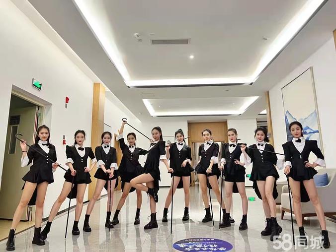 全场景专业演艺服务 点亮城市庆典的璀璨星光